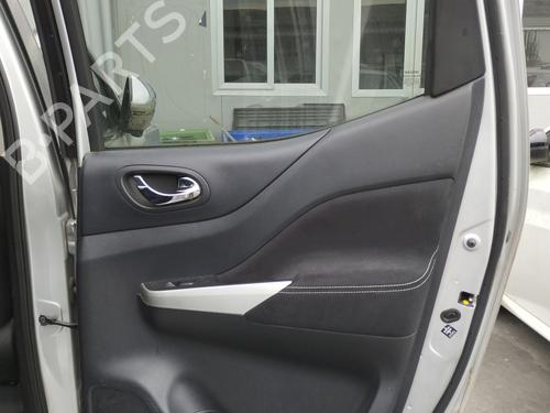 Used Rear right interior door handle NISSAN NAVARA NP300 Pickup (D23, D23T) 2.3 dCi 4x4 (D231) (163 hp) 27049486