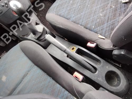 Used Middle console RENAULT CLIO III (BR0/1, CR0/1) 1.2 16V (BR02, BR0J, BR11, CR02, CR0J, CR11) (75 hp) 30774044