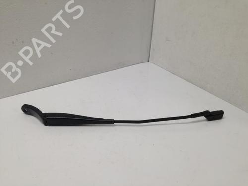 Used Front windshield wiper arm PEUGEOT 208 I (CA_, CC_) 1.5 BlueHDI 100 (102 hp) 27056320