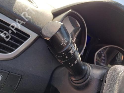 switch-hyundai-i30-gd-2011-27069176 main image