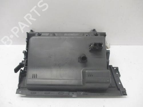 glove-box-vw-touran-1t3-2010-2011-2012-2013-2014-2015-2016-27066404 main image