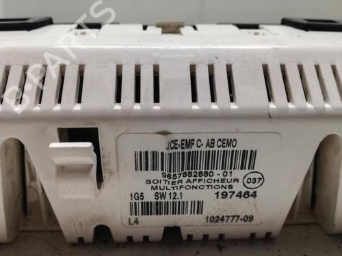 display-monitor-citroen-c5-ii-rc_-2004-2005-2006-2007-2008-27086083 main image