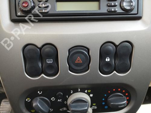 Used Warning switch DACIA SANDERO 1.4 (BS0C, BS0A, BS0G, BS1F, BS0E) (75 hp) 29026605