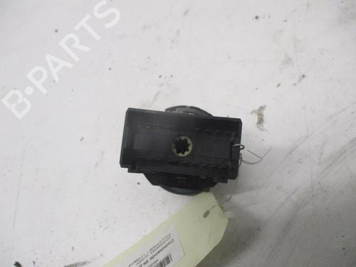 Used Headlight switch VW POLO (9N_, 9A_) 1.2 12V (64 hp) 27085259