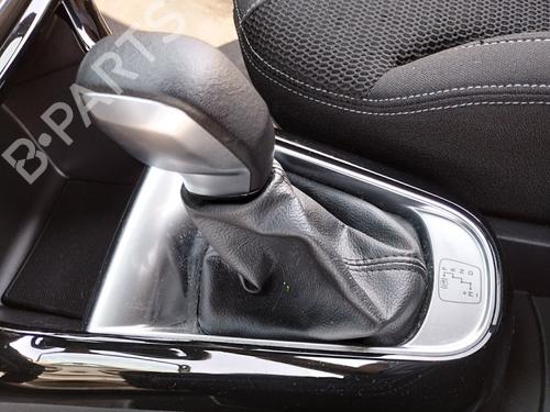 Used Shift knob Shift knob 37022616 37022616