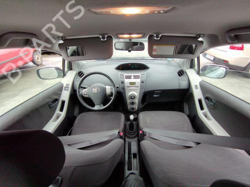 Used Switch Switch TOYOTA YARIS (_P9_) 1.0 VVT-i (KSP90_, KSP90R) (69 hp) 40529821 40529821