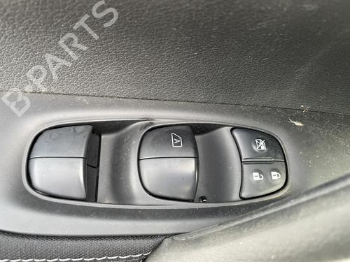 Used Left front window switch NISSAN QASHQAI II (J11, J11_) 1.6 dCi (130 hp) 30084615