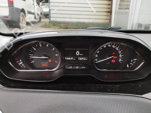 Used Instrument cluster PEUGEOT 2008 I (CU_) 1.2 THP 110 / PureTech 110 (110 hp) 31036765