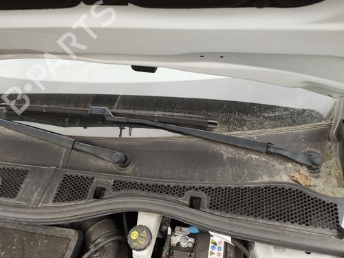 Used Front windshield wiper arm PEUGEOT 208 II (UB_, UP_, UW_, UJ_) 1.2 PureTech 100 (101 hp) 27042983