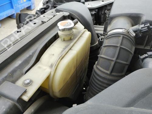 Used Expansion tank NISSAN NAVARA NP300 Pickup (D23, D23T) 2.3 dCi 4x4 (D231) (163 hp) 27042995
