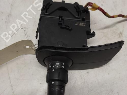 Used Switch Switch RENAULT CLIO III Grandtour (KR0/1_) 1.5 dCi (KR0G) (68 hp) 33544749 33544749