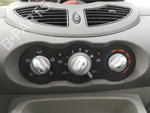 AC-Styringsenhed/Manøvreenhed RENAULT TWINGO II (CN0_) 1.2 16V (CN04, CN0B) (75 hp) 29210957