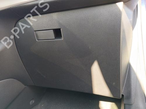 Used Glove box Glove box 37189442 37189442