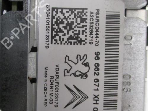 Radio PEUGEOT 308 SW I (4E_, 4H_) 1.6 HDi | BP27085617E6