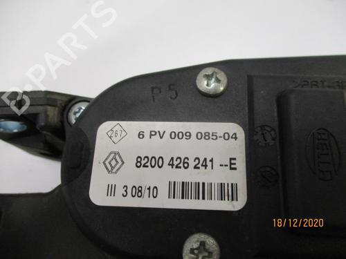 Used Pedal Pedal RENAULT TWINGO II (CN0_) 1.2 16V (CN04, CN0B) (75 hp) 27055870 27055870