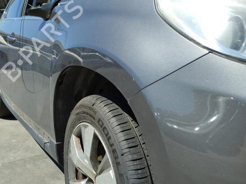 Used Right front fenders Right front fenders 37474484 37474484