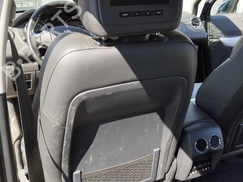 Left front seat PEUGEOT 3008 I MPV (0U_) 2.0 HDi Hybrid4 (0URHCA) | BP27063746C15