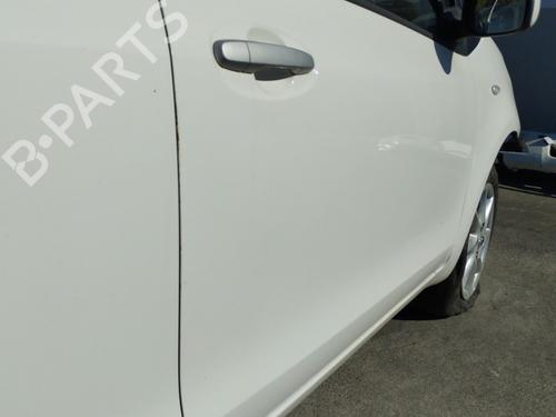 right-front-door-toyota-yaris-_p9_-2005-2006-2007-2008-2009-2010-2011-2012-2013-2014-37867442 main image