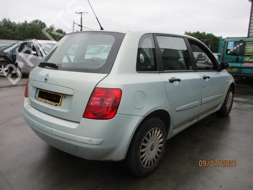 Used Parts FIAT STILO (192_)  1.4 16V (192AXH1B, 192BXH1B)  2898861