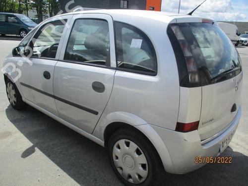 Right taillight OPEL MERIVA A MPV (X03) 1.3 CDTI (E75) | BP27076105C35 