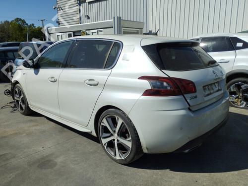 Used Left tailgate light Left tailgate light PEUGEOT 308 II (LB_, LP_, LW_, LH_, L3_) 1.6 GT 205 (205 hp) 34410772 34410772
