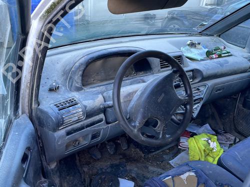 Right front indicator FIAT SCUDO Bus (220_) 1.9 D | BP32095768C33 