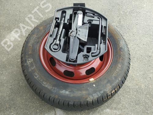 Used Jack Kit CITROËN C4 Coupe (LA_) 1.6 HDi (90 hp) 32234086