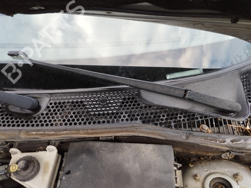 Used Front windshield wiper arm Front windshield wiper arm FORD FOCUS I (DAW, DBW) [1998-2009] 33544260 33544260