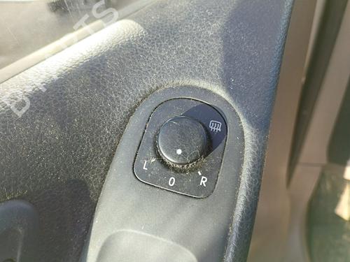 mirror-switch-vw-golf-vi-5k1-2008-2009-2010-2011-2012-2013-2014-32784218 main image