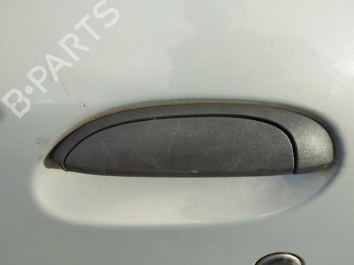 Used Front left exterior door handle RENAULT CLIO II (BB_, CB_) 1.5 dCi (B/CB07) (65 hp) 30109795