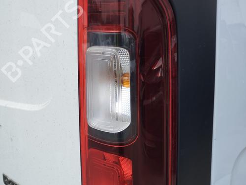 Used Right taillight RENAULT TRAFIC III Van (FG_) 1.6 dCi 125 (FGMH) (125 hp) 27641076