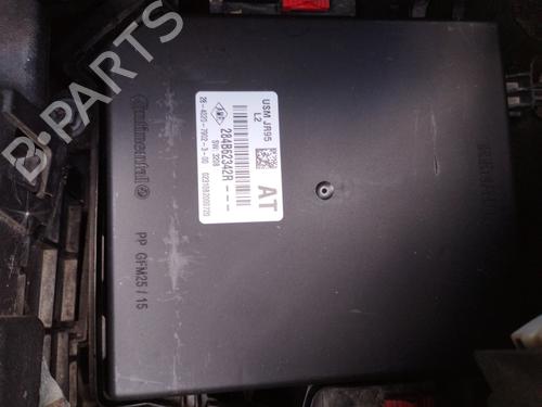 Used Fuse box Fuse box 37867295 37867295