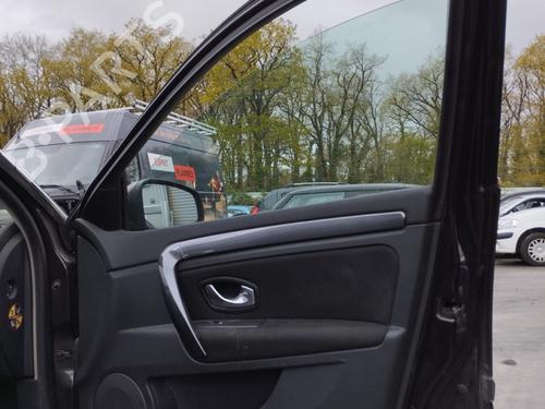 Used Front right window mechanism Front right window mechanism RENAULT LAGUNA III (BT0/1) 1.5 dCi (BT00, BT0A, BT0T, BT1J) (110 hp) 33682359 33682359