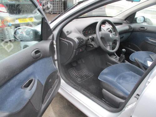 Servostyringspumpe PEUGEOT 206 Hatchback (2A/C) 1.4 i | BP27076073M99 