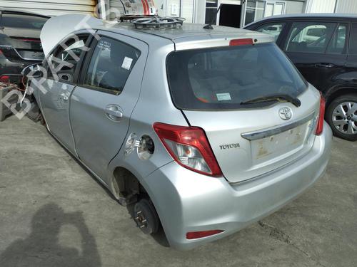 Used Parts TOYOTA YARIS (_P13_) 1.4 D (NLP130_, NLP130) (90 hp) 2900273