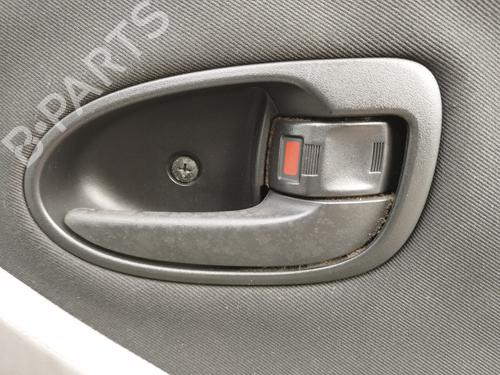Maniglia interna anteriore destra TOYOTA YARIS (_P9_) 1.4 D-4D (NLP90_, NLP90R) (90 hp) 32135439