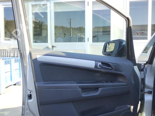 Used Left front door Left front door 29736639 29736639