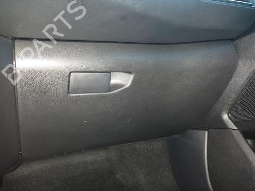 Handschuhfach für PEUGEOT 308 SW II (LC_, LJ_, LR_, LX_, L4_) 1.5 BlueHDi 100 (102 hp) 28132836