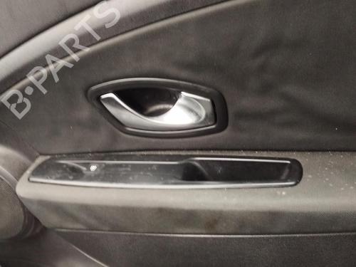 Used Front right interior door handle RENAULT MEGANE III Hatchback (BZ0/1_, B3_) 1.5 dCi (BZ09, BZ0D, BZ1W, BZ29, BZ14) (110 hp) 27073659