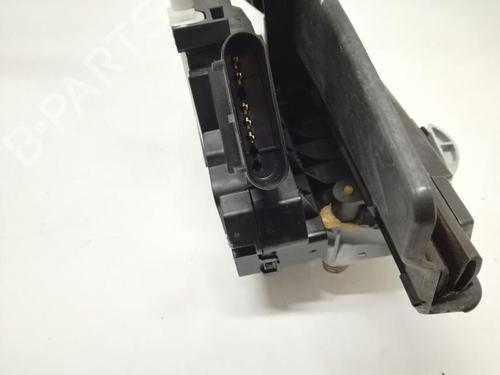 front-left-lock-ford-fiesta-vi-cb1-ccn-2008-27080351 main image