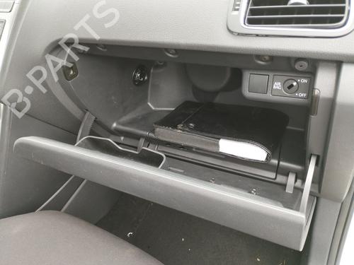 Handskerum Handskerum VW POLO V (6R1, 6C1) 1.2 TSI 16V (90 hp) 34627767 34627767