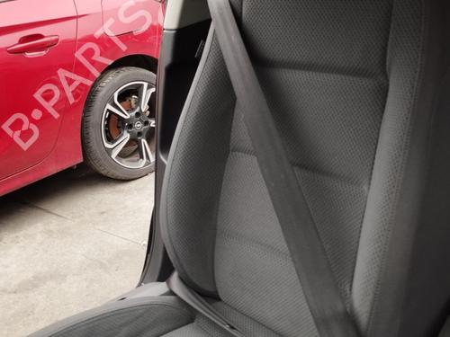 Used Front right seatbelt Front right seatbelt VW GOLF V (1K1) [2003-2010] 33724927 33724927