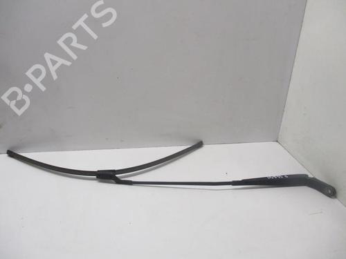 Used Front windshield wiper arm PEUGEOT 3008 I MPV (0U_) 1.6 HDi (114 hp) 27047506
