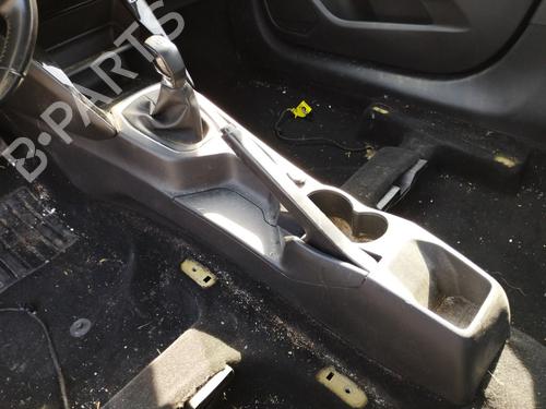 Midtkonsoll Midtkonsoll PEUGEOT 208 II (UB_, UP_, UW_, UJ_) 1.2 PureTech 75 (75 hp) 36943419 36943419