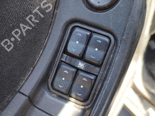 Used Left front window switch Left front window switch OPEL ZAFIRA A MPV (T98) 2.2 DTI 16V (F75) (125 hp) 33858197 33858197