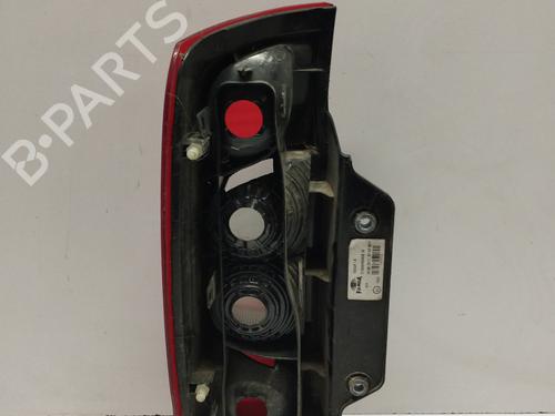 Used Right taillight Right taillight FIAT QUBO (225_) 1.3 D Multijet (225CXB1A, 225AXB1A, 225CXB11, 225AXB11,... (75 hp) 28055663 28055663
