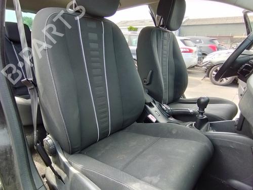 Used Right front seat Right front seat 37490422 37490422