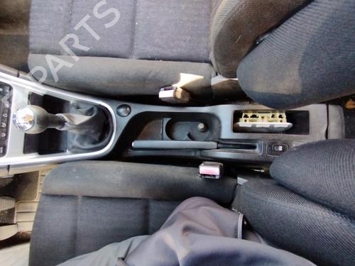 Used Middle console Middle console PEUGEOT 307 Break (3E) 1.6 16V (109 hp) 40118870 40118870