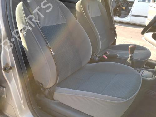Stol høyre foran PEUGEOT 406 (8B) 2.0 HDI 110 (109 hp) 27067852