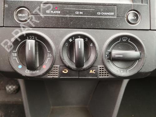 Used Heater blower motor VW POLO (9N_, 9A_) 1.2 12V (64 hp) 27049373